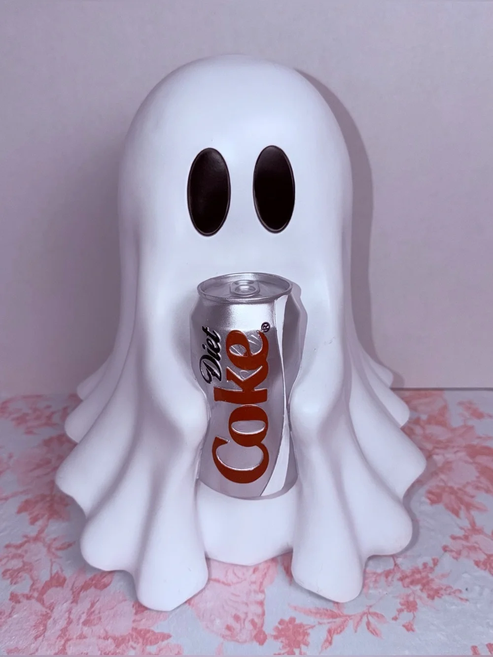 👻 Cute Ghost Holding DIET COKE  Halloween Tabletop Decor 12”NEW💖 - Picture 9 of 9